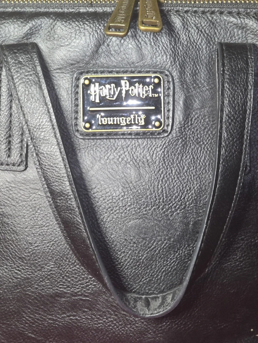 Loungefly Harry Potter Hogwarts Csstle Outline Satchel Bag